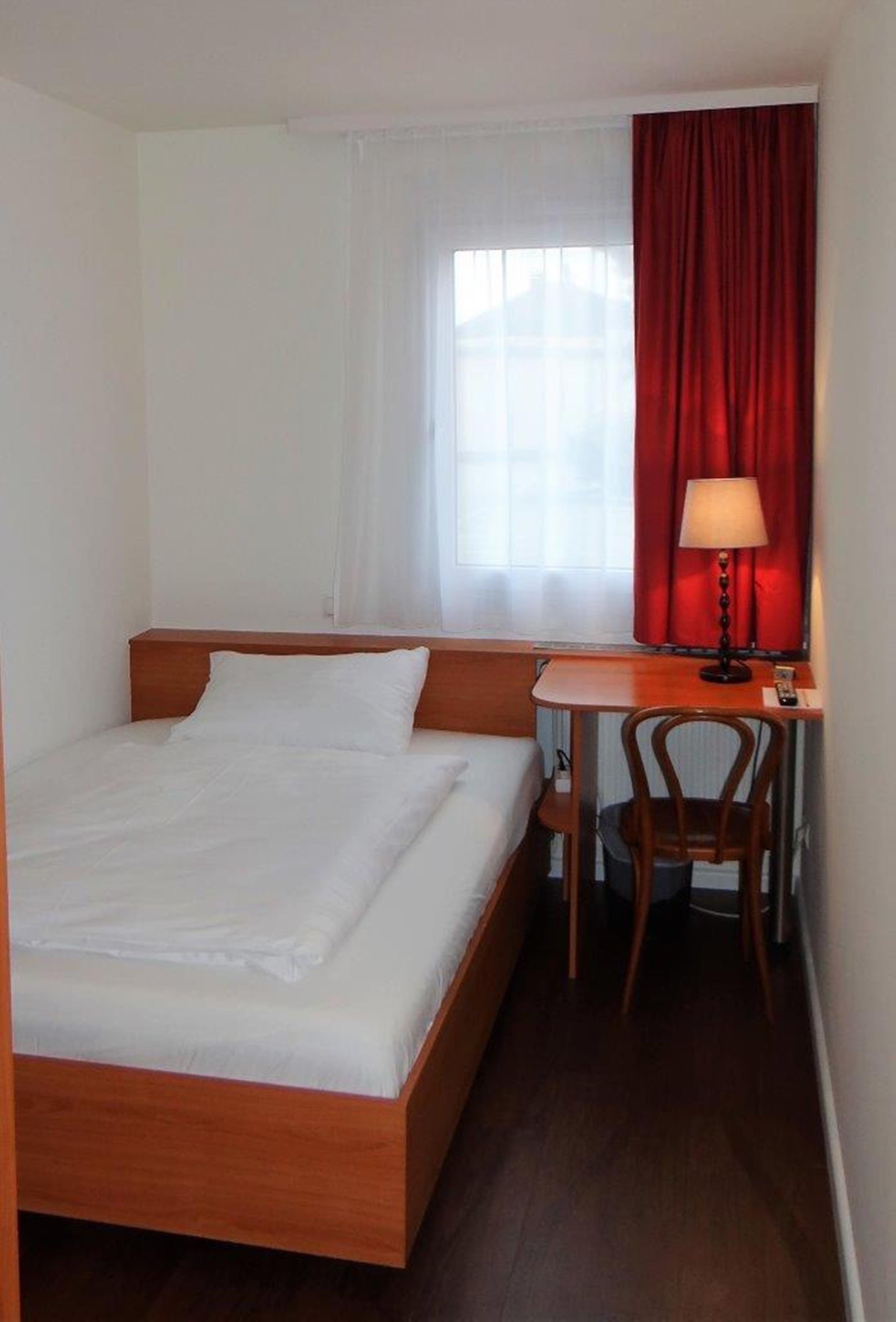 Amedia Express Sattledt, Trademark Collection By Wyndham Εξωτερικό φωτογραφία