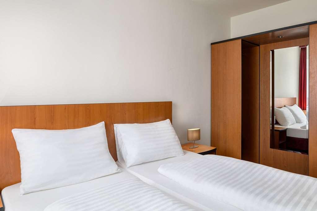 Amedia Express Sattledt, Trademark Collection By Wyndham Δωμάτιο φωτογραφία